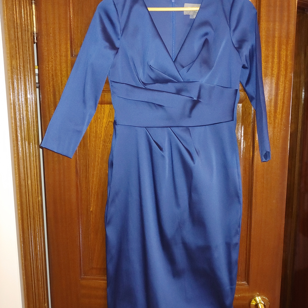 Theia Elegant Blue Long Sleeve Dress
